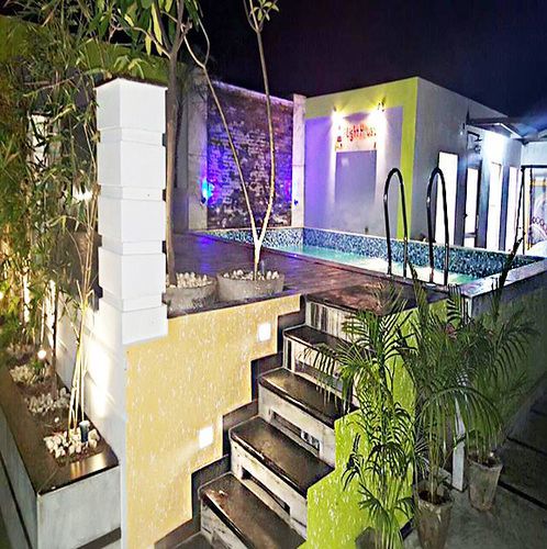Hotel Light House By Park Tree Agra (Uttar Pradesh)